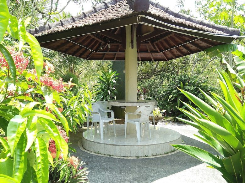 Bed & Breakfast Puri Eling Blimbingsari