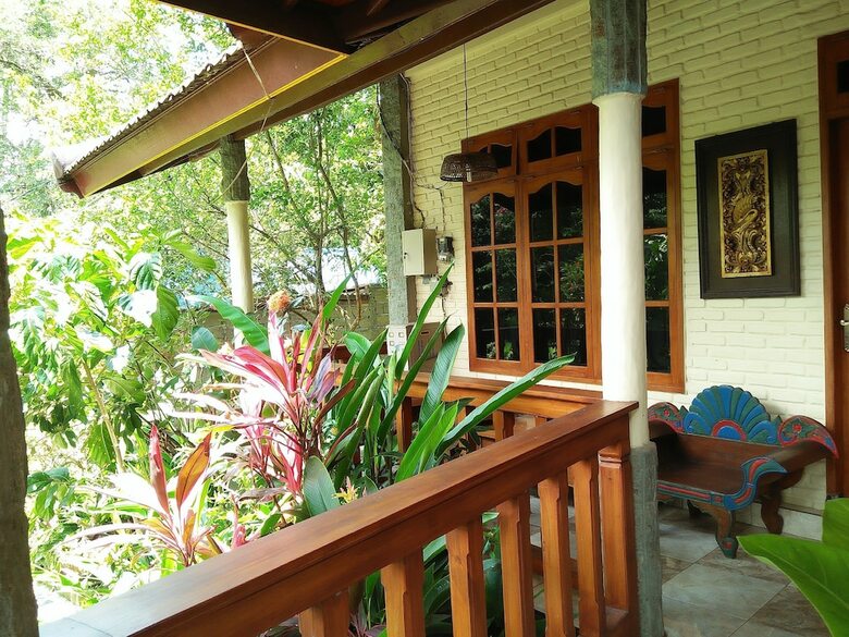 Bed & Breakfast Puri Eling Blimbingsari