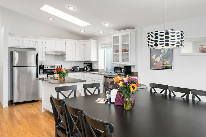 Seattle Vacation Home: The Big Top