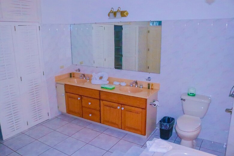 Villa Pink Rock Bed & Breakfast