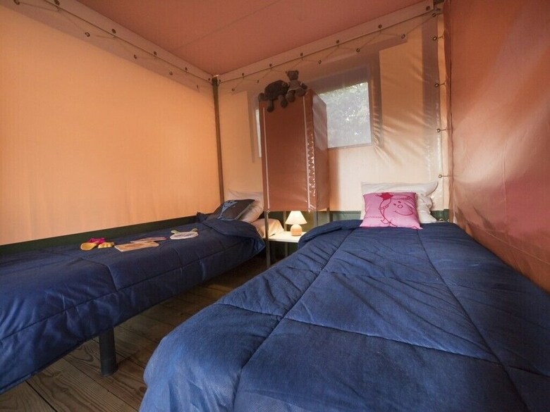 Camping L'apam�e