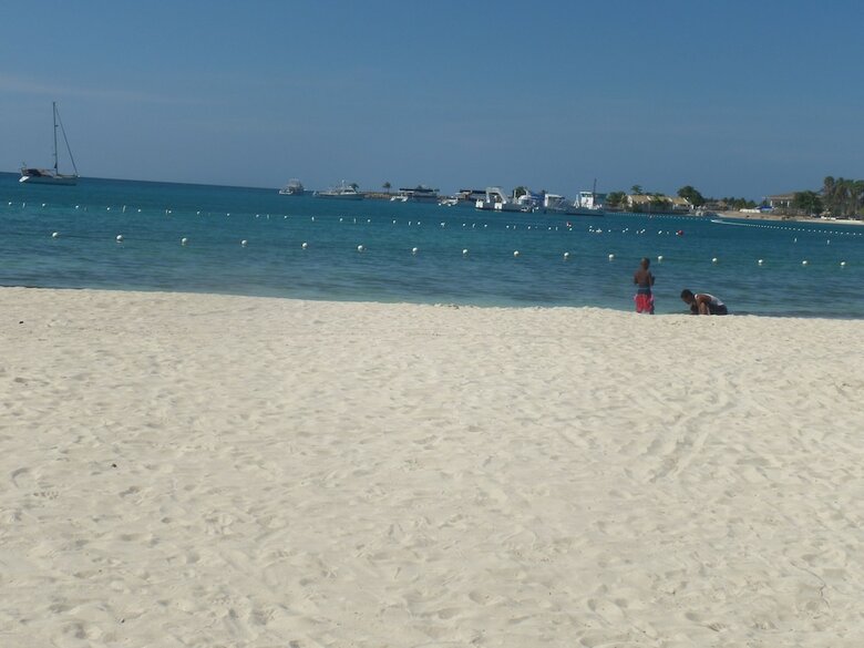 Apartamentos Beach Shores At Turtle Tower