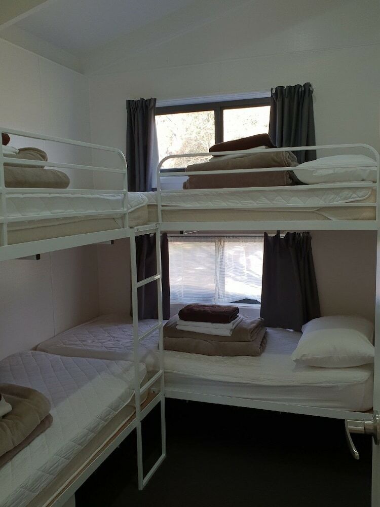 Cabana Riverglen Holiday Park