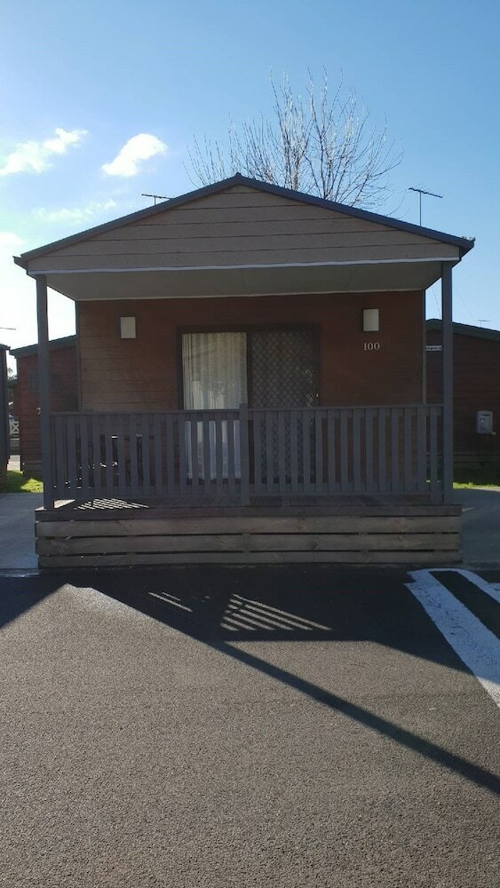 Cabana Riverglen Holiday Park
