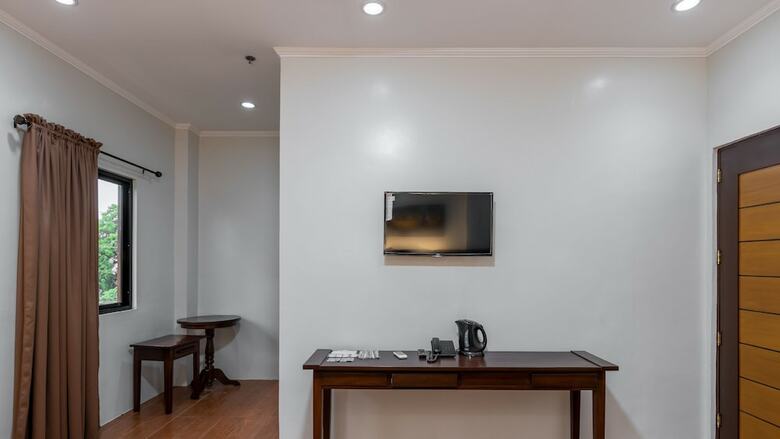 Hotel Zen Rooms Vigan Tourist Inn