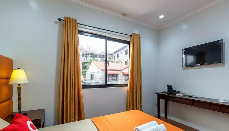 Hotel Zen Rooms Vigan Tourist Inn