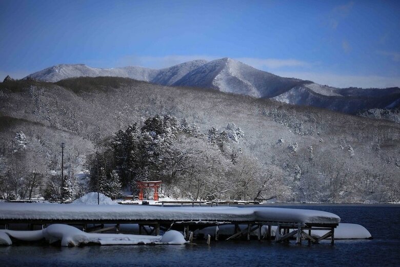 Hotel Nojiri Lake Resort