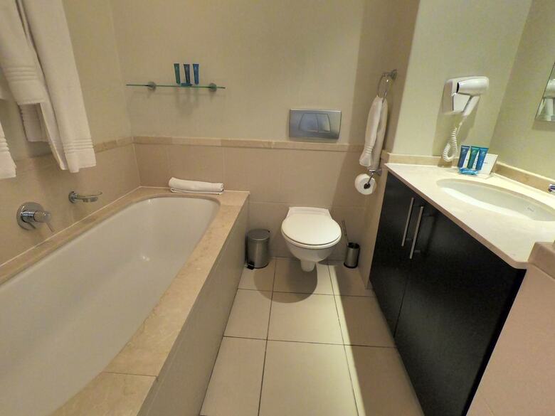 Lagoon Beach Hotel Apartments