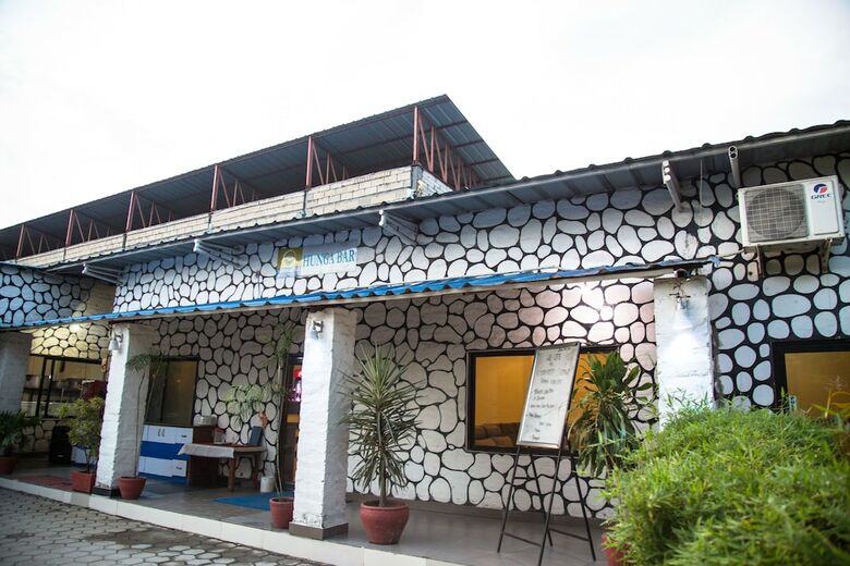 Hotel Siddhartha Cottage Butwal
