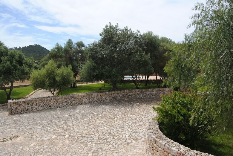 Hotel Rural Es Riquers