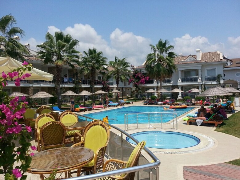 Hotel Pasham Beach Villa & Residence