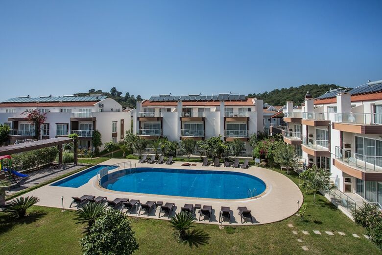 Hotel Pasham Beach Villa & Residence