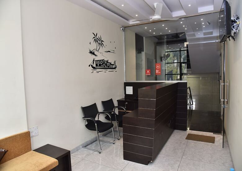 Hotel Royal Front Residency