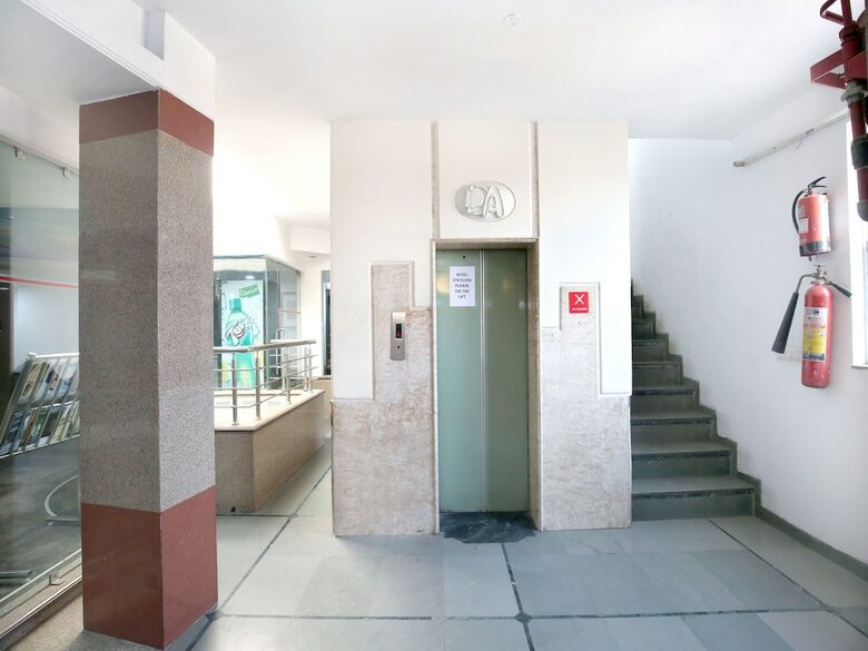 Oyo 1496 Hotel Stayly