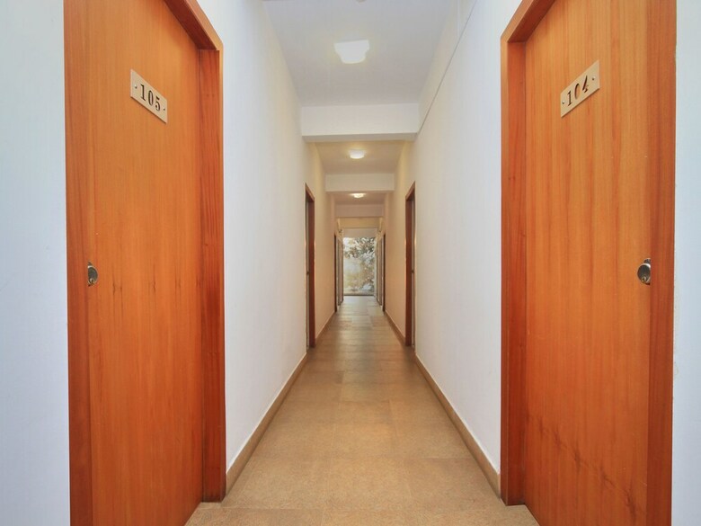 Oyo 1356 Hotel Gokulam Compact
