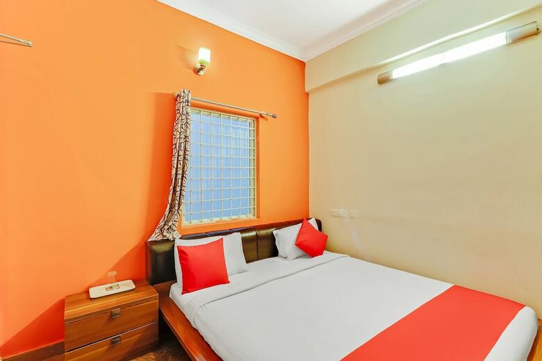 Oyo 451 Hotel Goyal Residency