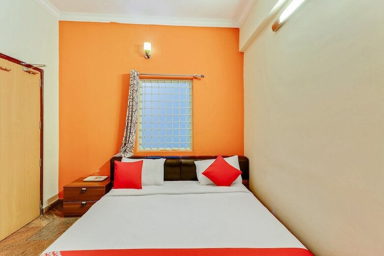 Oyo 451 Hotel Goyal Residency