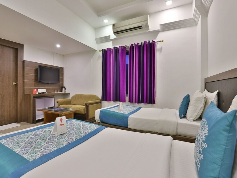 Oyo 1341 Hotel Royal Inn