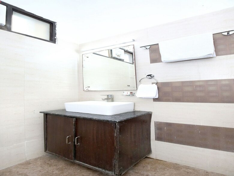 Oyo 1355 Hotel Dream