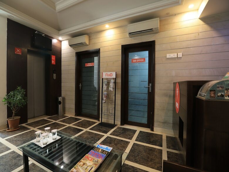 Oyo 1505 Hotel Rnb Jaipur