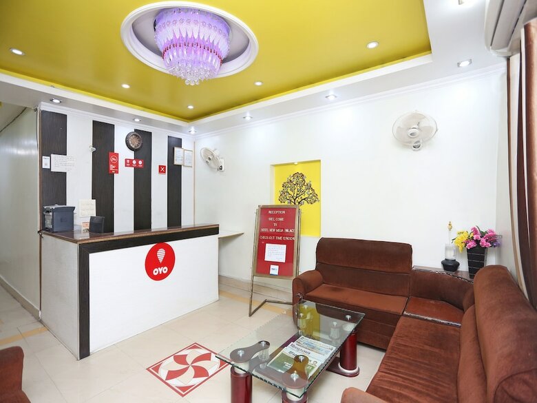 Hotel Oyo 7847 New Mega Palace