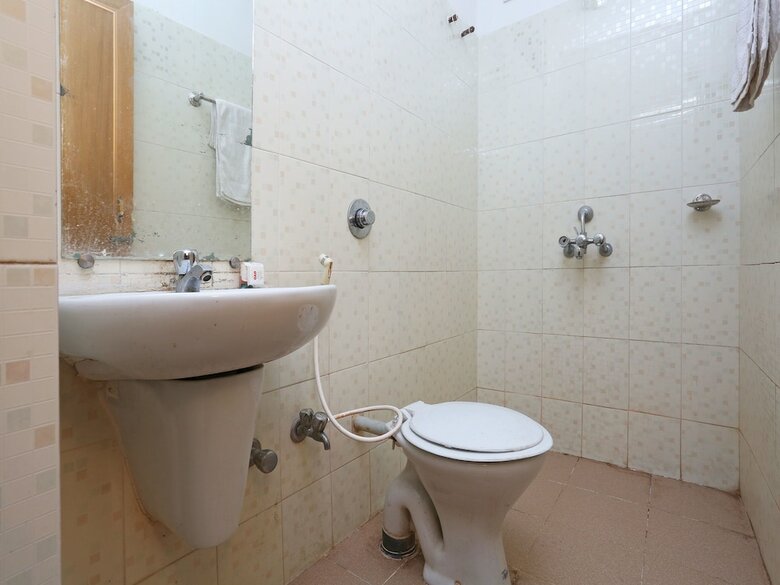 Oyo 12337 Hotel Rupashi Bangla