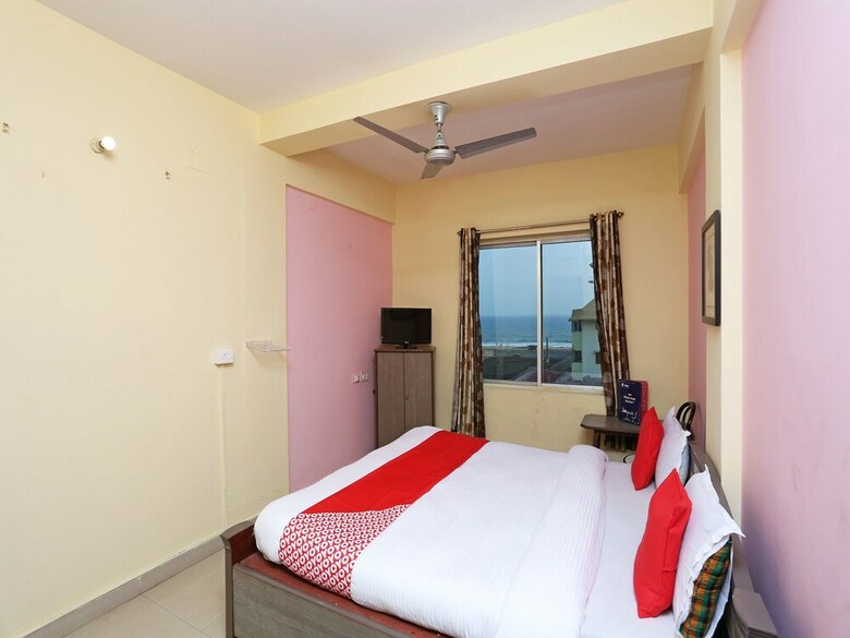 Oyo 12337 Hotel Rupashi Bangla