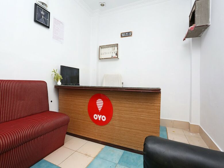 Oyo 12337 Hotel Rupashi Bangla