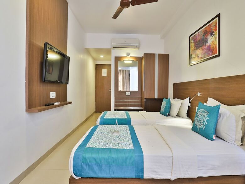 Oyo 9626 Hotel Kalyan