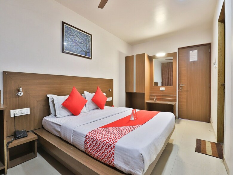 Oyo 9626 Hotel Kalyan