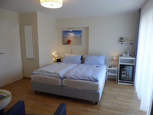 Hostal Hotel Garni D�nennest