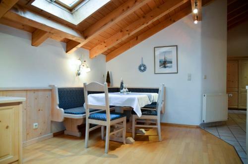 Apartamento Hotel Restaurant Ferienwohnungen Alpenhof