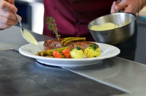 Apartamento Hotel Restaurant Ferienwohnungen Alpenhof