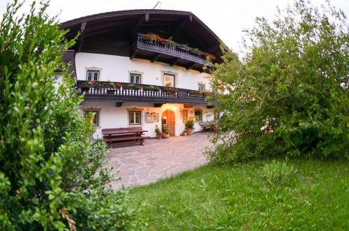 Apartamento Hotel Restaurant Ferienwohnungen Alpenhof