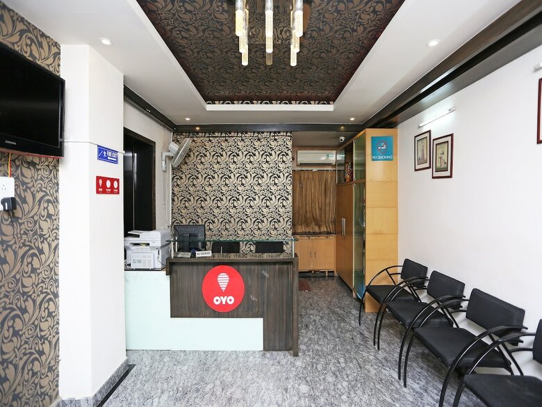 Hotel Oyo 732 Near Dlf