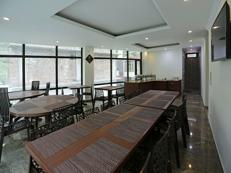 Oyo 8767 Hotel Landmark