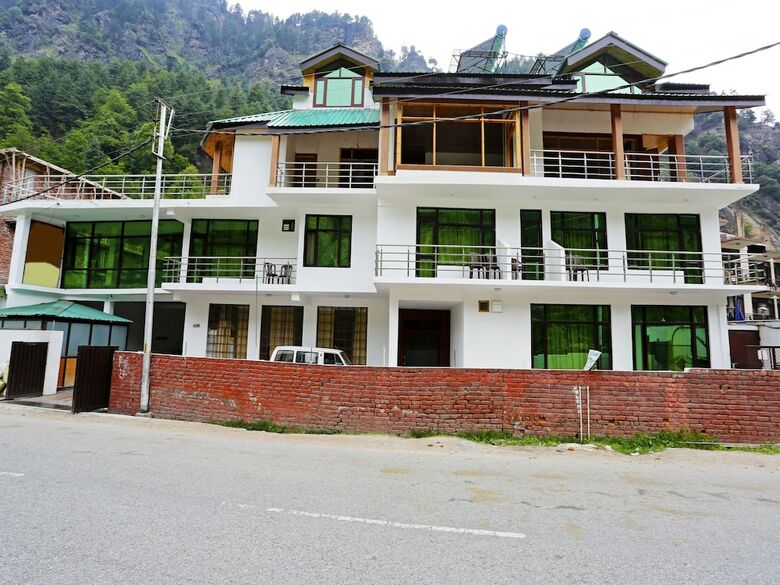 Oyo 8767 Hotel Landmark