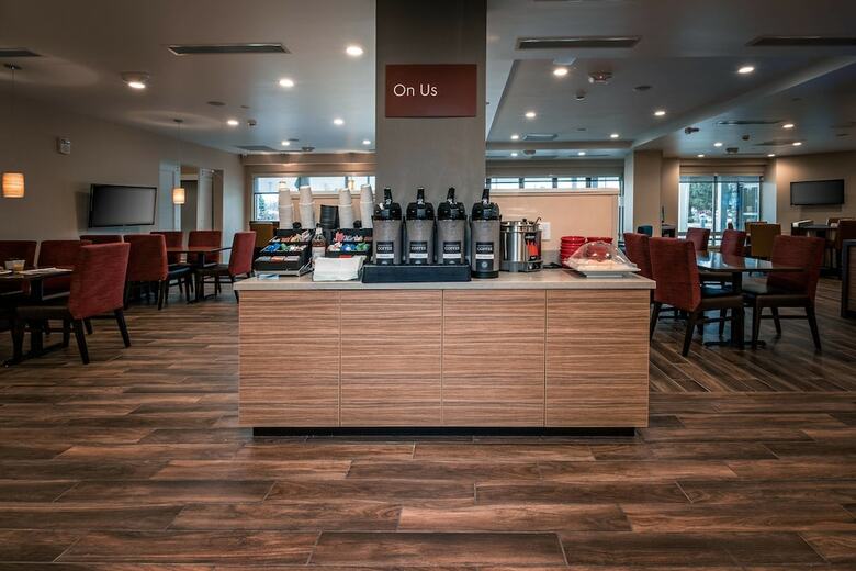 Aparthotel Towneplace Suites Toledo Oregon