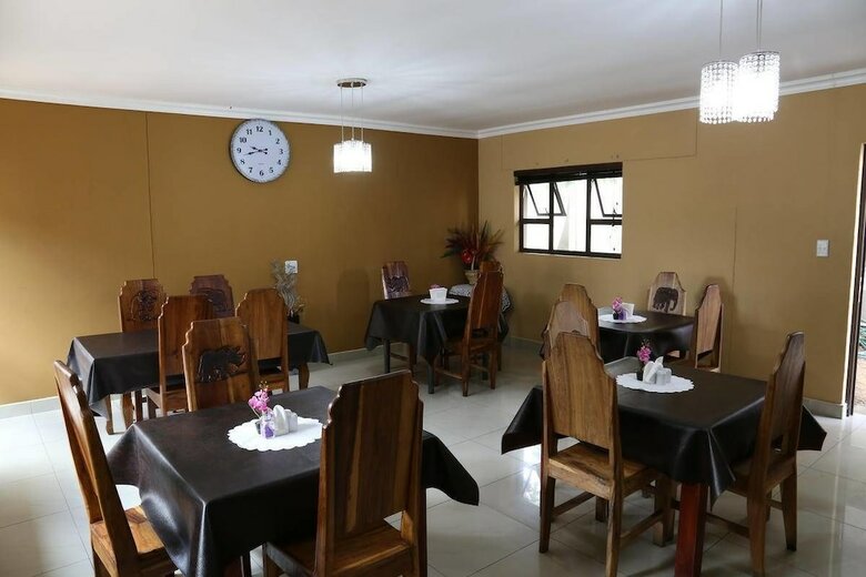 Hotel Pelican Guesthouse