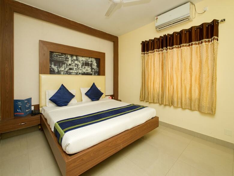Oyo 460 Hotel Ivory Residency