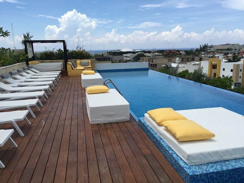 Hotel The City Luxury Suites
