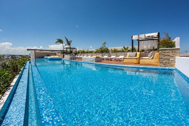 Hotel The City Luxury Suites