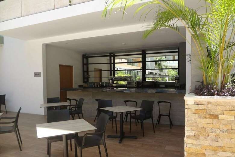 Hotel The City Luxury Suites