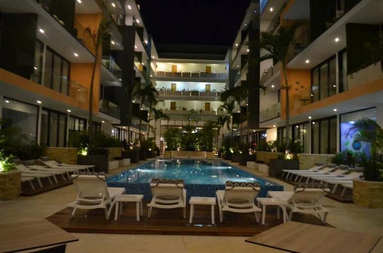 Hotel The City Luxury Suites