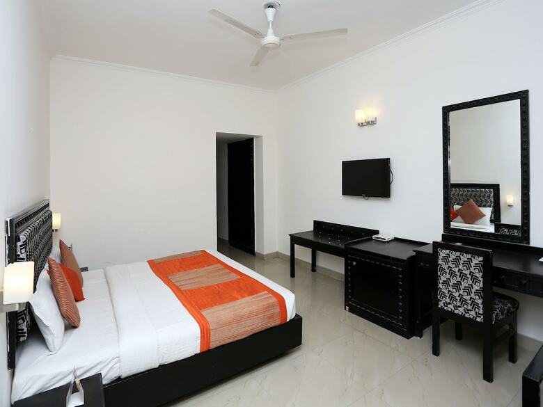 Oyo 1672 Hotel The Pearl