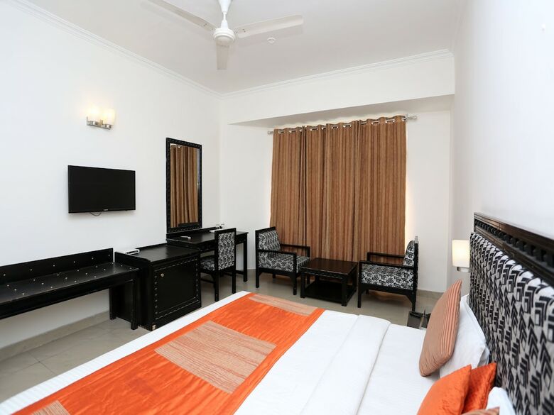 Oyo 1672 Hotel The Pearl