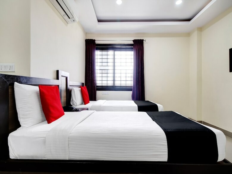 Oyo 1435 Hotel Millennium Plaza
