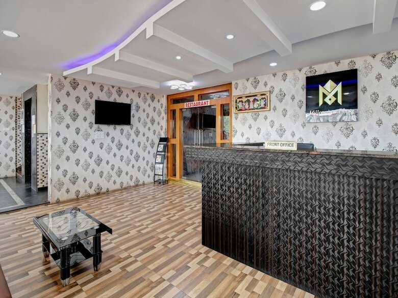 Oyo 1435 Hotel Millennium Plaza