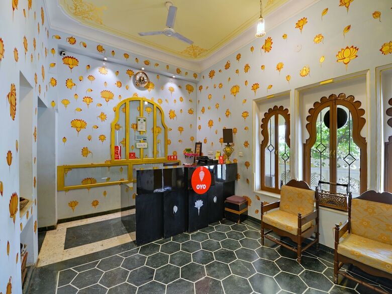 Jaisingh Garh Hotel And Resort