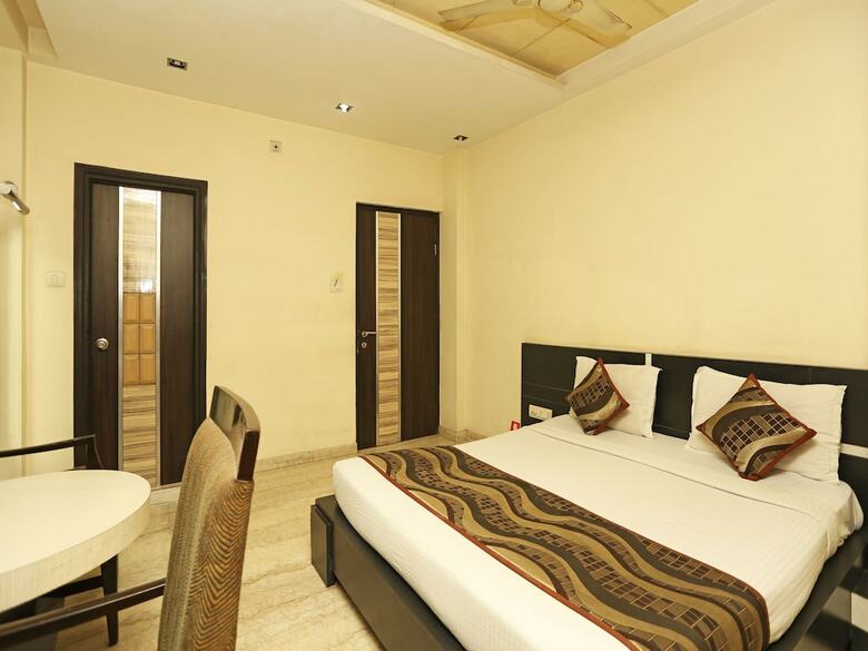 Oyo 1671 Hotel Sundaram